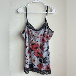 Maurice’s tank top